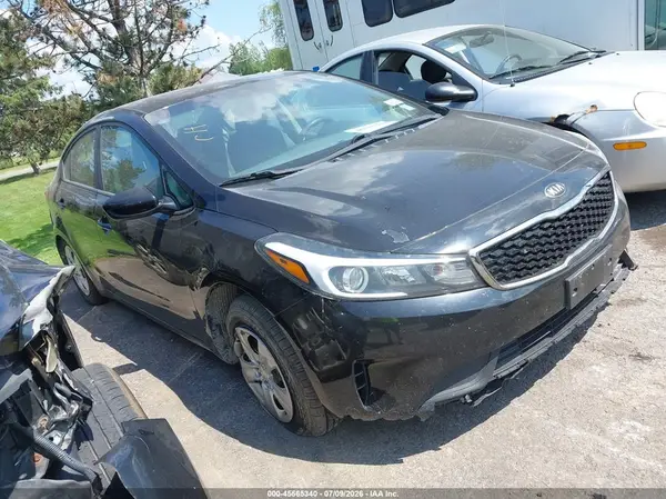 3KPFK4A72HE027727 2017 KIA FORTE - Image 1