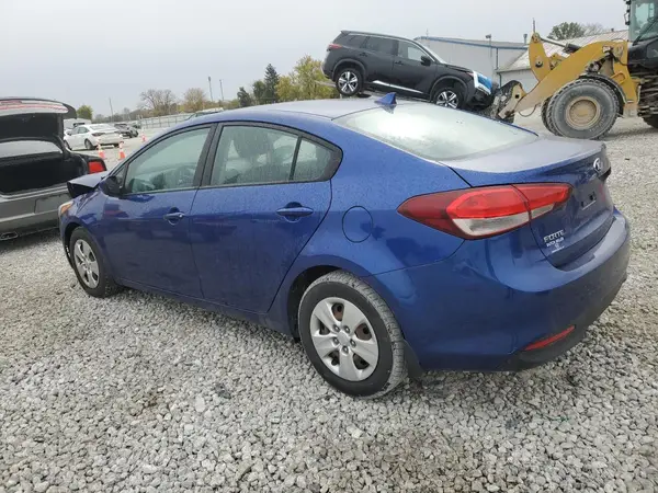 3KPFK4A72HE029039 2017 KIA FORTE - Image 2