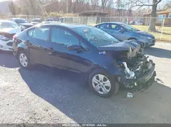 3KPFK4A72HE029834 2017 KIA FORTE