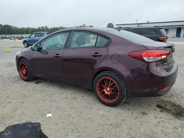 3KPFK4A72HE032071 2017 KIA FORTE - Image 2