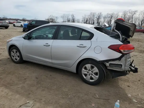 3KPFK4A72HE040848 2017 KIA FORTE - Image 2