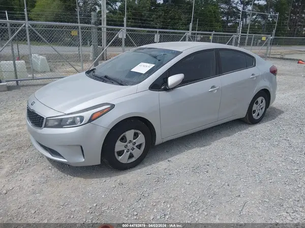 3KPFK4A72HE049159 2017 KIA FORTE - Image 2