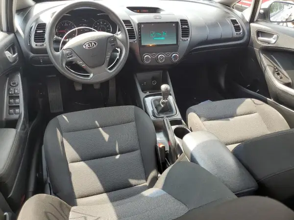 3KPFK4A72HE051011 2017 KIA FORTE - Image 8