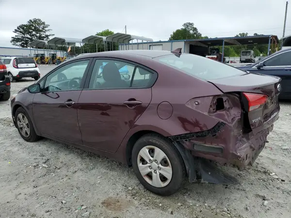 3KPFK4A72HE061506 2017 KIA FORTE - Image 2