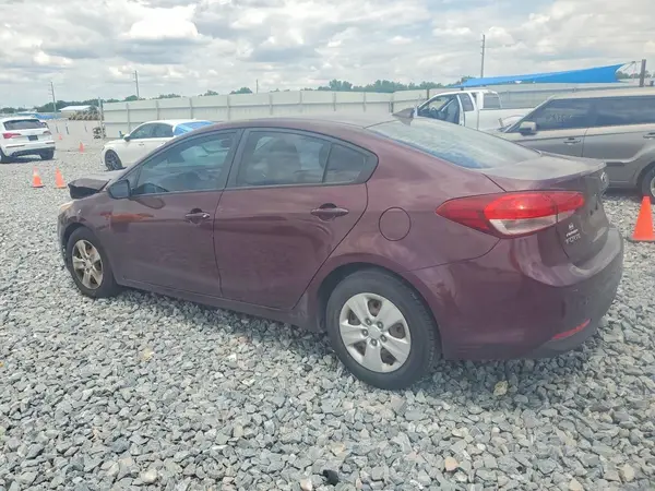 3KPFK4A72HE063014 2017 KIA FORTE - Image 2