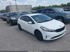 3KPFK4A72HE072196 2017 KIA FORTE