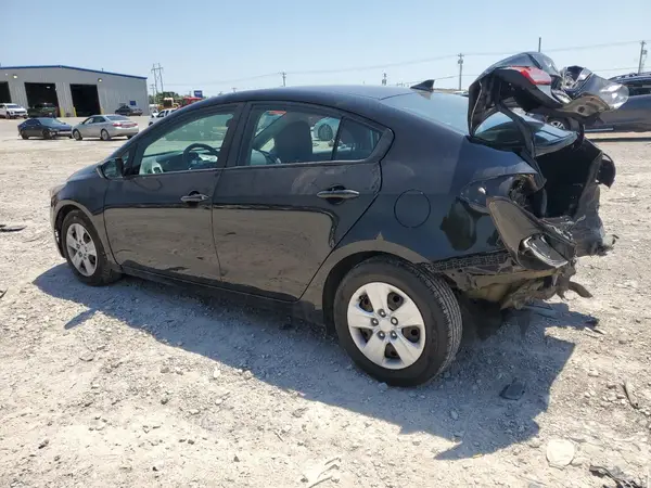 3KPFK4A72HE075244 2017 KIA FORTE - Image 2