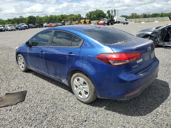 3KPFK4A72HE078094 2017 KIA FORTE - Image 2