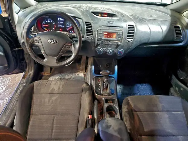 3KPFK4A72HE081867 2017 KIA FORTE - Image 8