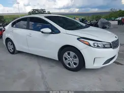 3KPFK4A72HE083005 2017 KIA FORTE