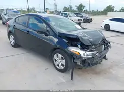 3KPFK4A72HE083618 2017 KIA FORTE