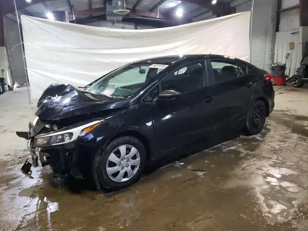 3KPFK4A72HE088429 2017 KIA FORTE - Image 1