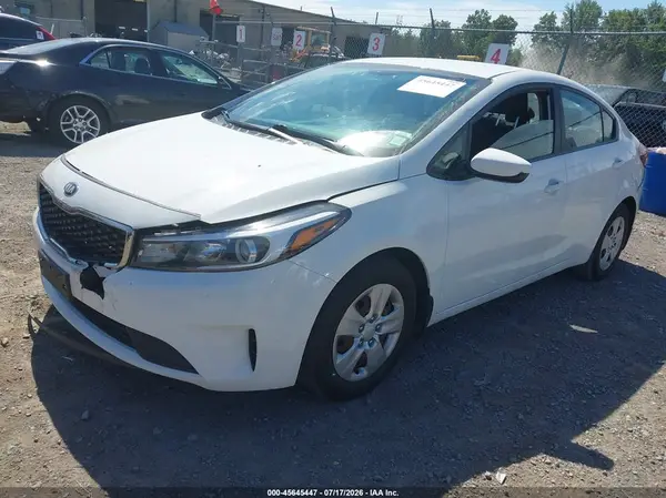 3KPFK4A72HE089287 2017 KIA FORTE - Image 2