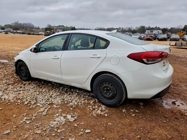 3KPFK4A72HE090035 2017 KIA FORTE - Image 2