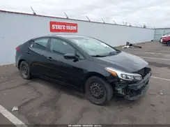 3KPFK4A72HE090584 2017 KIA FORTE