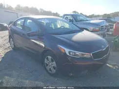 3KPFK4A72HE093677 2017 KIA FORTE