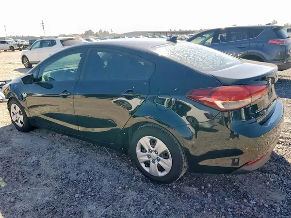 3KPFK4A72HE097406 2017 KIA FORTE - Image 2