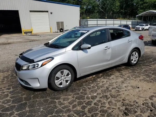 3KPFK4A72HE098474 2017 KIA FORTE - Image 1