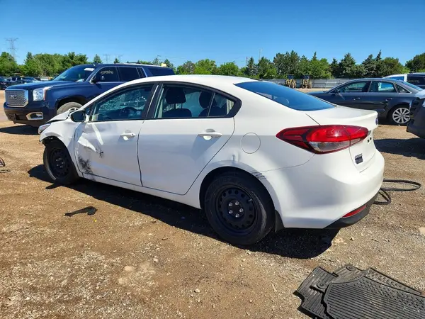 3KPFK4A72HE101230 2017 KIA FORTE - Image 2
