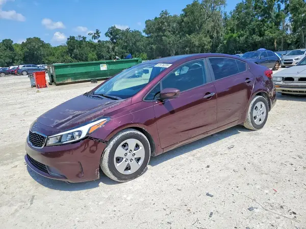 3KPFK4A72HE103723 2017 KIA FORTE - Image 1