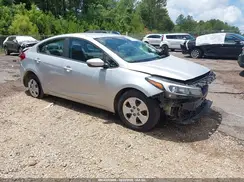 3KPFK4A72HE108825 2017 KIA FORTE