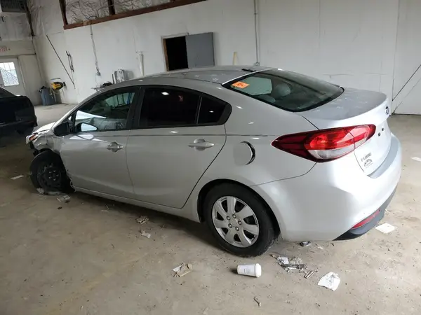 3KPFK4A72HE108839 2017 KIA FORTE - Image 2