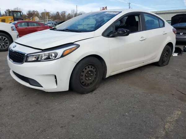 3KPFK4A72HE109604 2017 KIA FORTE - Image 1