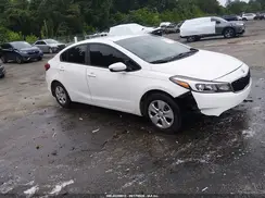 3KPFK4A72HE110851 2017 KIA FORTE