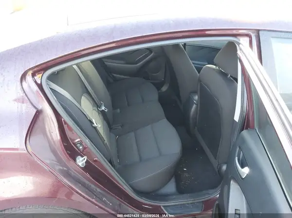 3KPFK4A72HE119758 2017 KIA FORTE - Image 8