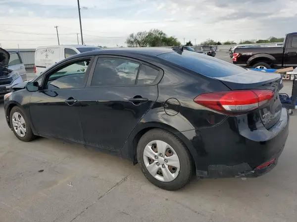 3KPFK4A72HE123101 2017 KIA FORTE - Image 2