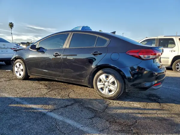 3KPFK4A72HE135300 2017 KIA FORTE - Image 2
