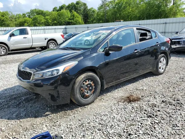 3KPFK4A72HE136169 2017 KIA FORTE - Image 1