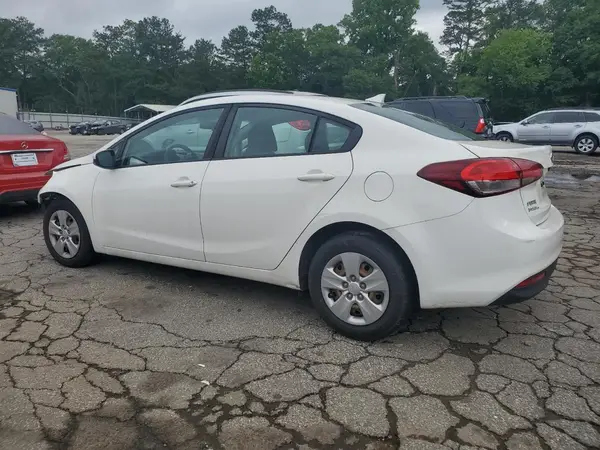 3KPFK4A72HE139833 2017 KIA FORTE - Image 2