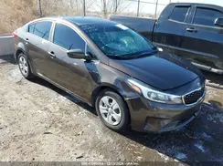 3KPFK4A72HE140870 2017 KIA FORTE