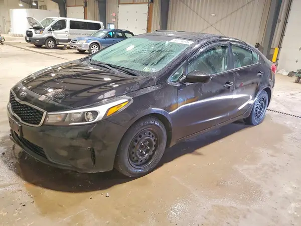 3KPFK4A72HE145860 2017 KIA FORTE - Image 1