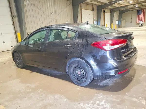 3KPFK4A72HE145860 2017 KIA FORTE - Image 2