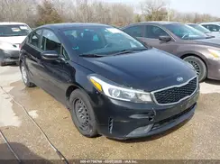 3KPFK4A72HE157703 2017 KIA FORTE