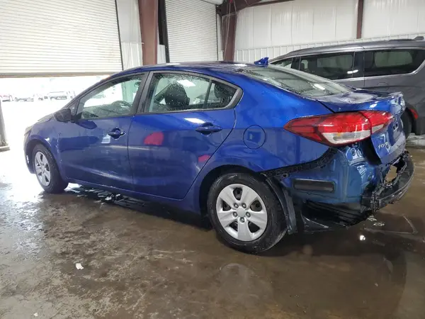 3KPFK4A72HE159984 2017 KIA FORTE - Image 2