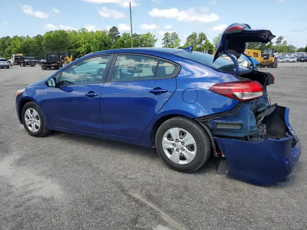 3KPFK4A72JE167251 2018 KIA FORTE - Image 2