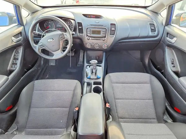 3KPFK4A72JE168397 2018 KIA FORTE - Image 8