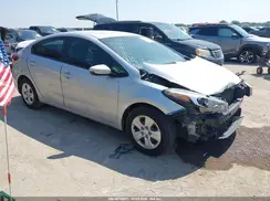 3KPFK4A72JE181683 2018 KIA FORTE