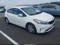 3KPFK4A72JE189752 2018 KIA FORTE