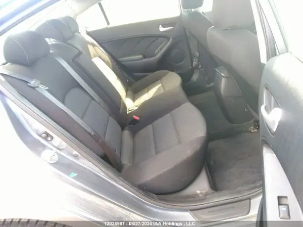 3KPFK4A72JE200586 2018 KIA FORTE - Image 6