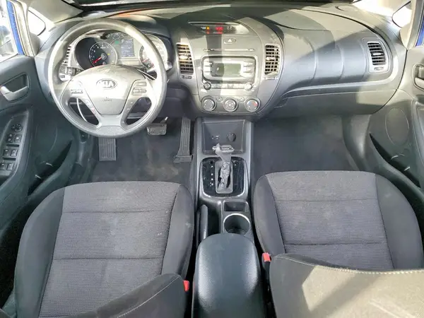 3KPFK4A72JE218151 2018 KIA FORTE - Image 8