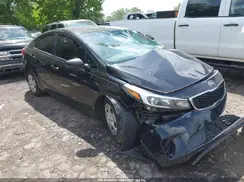 3KPFK4A72JE220675 2018 KIA FORTE