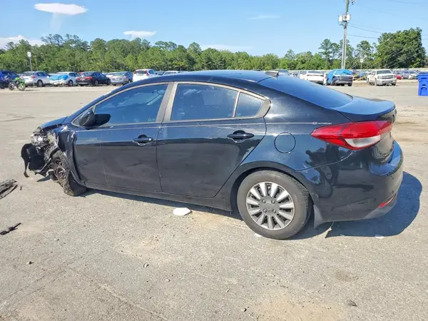 3KPFK4A72JE234463 2018 KIA FORTE - Image 2