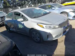3KPFK4A72JE236469 2018 KIA FORTE