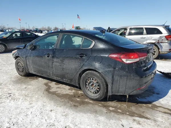3KPFK4A72JE239050 2018 KIA FORTE - Image 2
