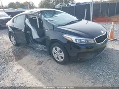 3KPFK4A72JE246449 2018 KIA FORTE