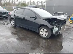 3KPFK4A72JE284912 2018 KIA FORTE
